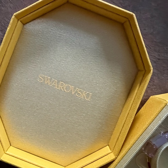 Swarovski Pink crystal Bracelet - Picture 2 of 5